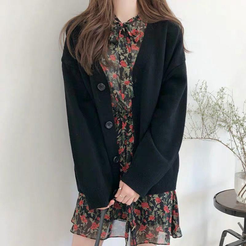 Spring and Autumn Fashion Top Loose V-neck Jacket Cardigan Simple Female Student Sweater