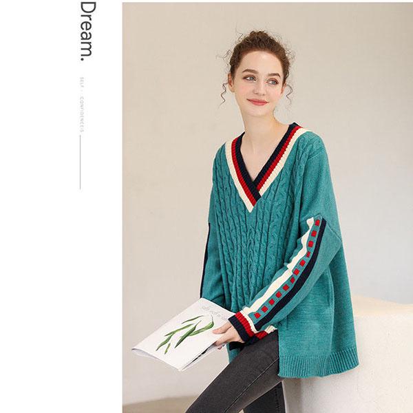 Color Matching V-neck Sweater Coat Women Batwing Sleeve Loose Casual Ladies Asymmetrical Split Hem Pullover Sweater Top