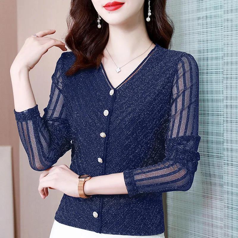 Women's Spring and Autumn Large Size Long Sleeve Bottoming Shirt Solid Color Lace V-Neck Slim Top