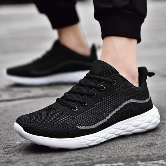 Men's Breathable Sports Shoes Versatile Casual Running Shoes Mesh Flyknit Men's Shoes