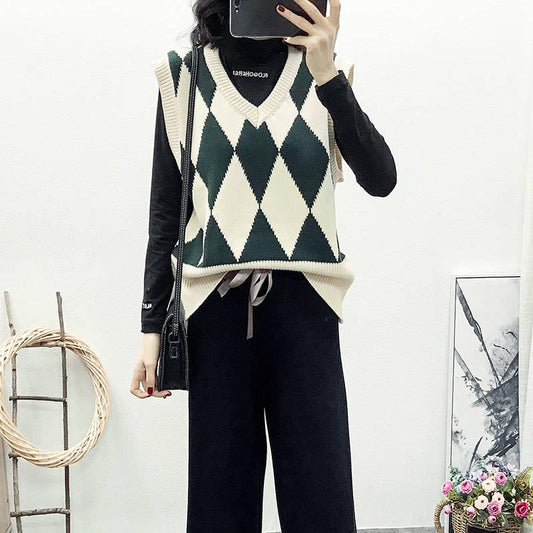Autumn and Winter Vintage V-neck Knitted Vest Female Pullover Wild Sleeveless Sweater