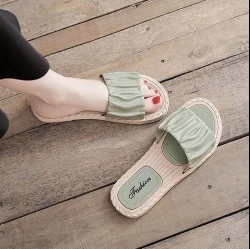 Women's Slippers Summer Flat Bottom Breathable Indoor Non-slip Outer Wear Slippers
