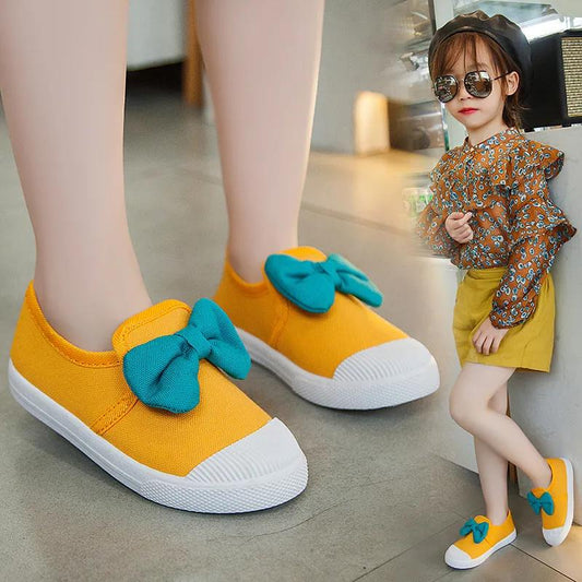 Girl's Canvas Shoes In Spring and Summer Anti-slip Soft Sole Outdoor Light Shoes Bow Decoration Girl's Casual Flat Canvas Shoes