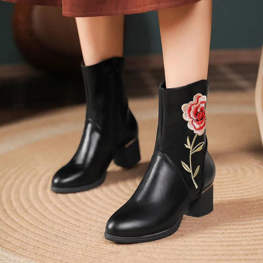 Autumn and Winter Ethnic Embroidered Shoes Plus Velvet Women's Short Boots Thick Heel Warm Women's Cotton Shoes