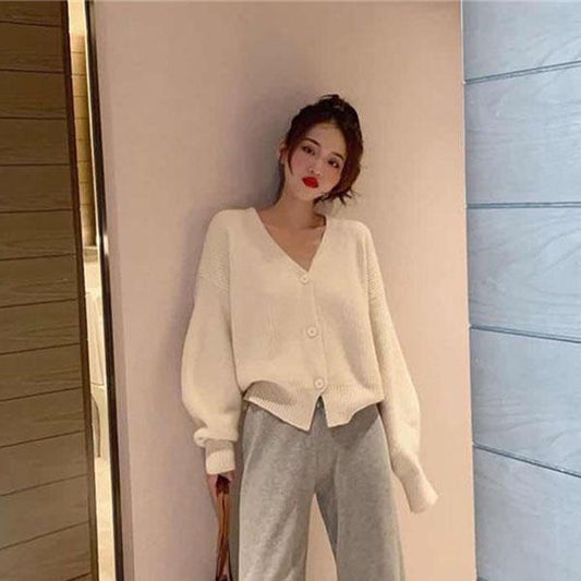 Autumn and Winter Knitted Cardigan Short Loose Loose Style Long Sleeve Button Sweater Women