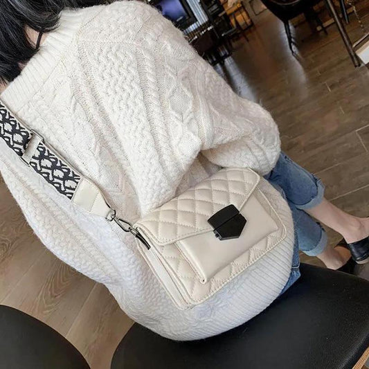 High Sense of Bag Ladies Trendy Fashion One Shoulder Wide Shoulder Strap Shang Lingge Messenger Bag