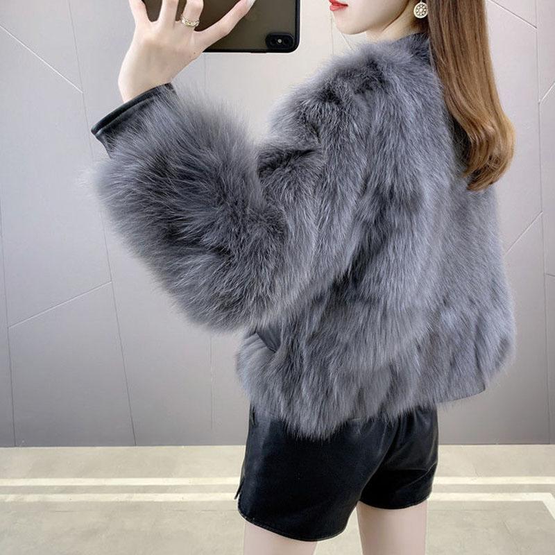 Women's Short Coat Stitching Fur with One Zipper Is Thin and Petite The Same Korean Version of Imitation Mink Fur Coat