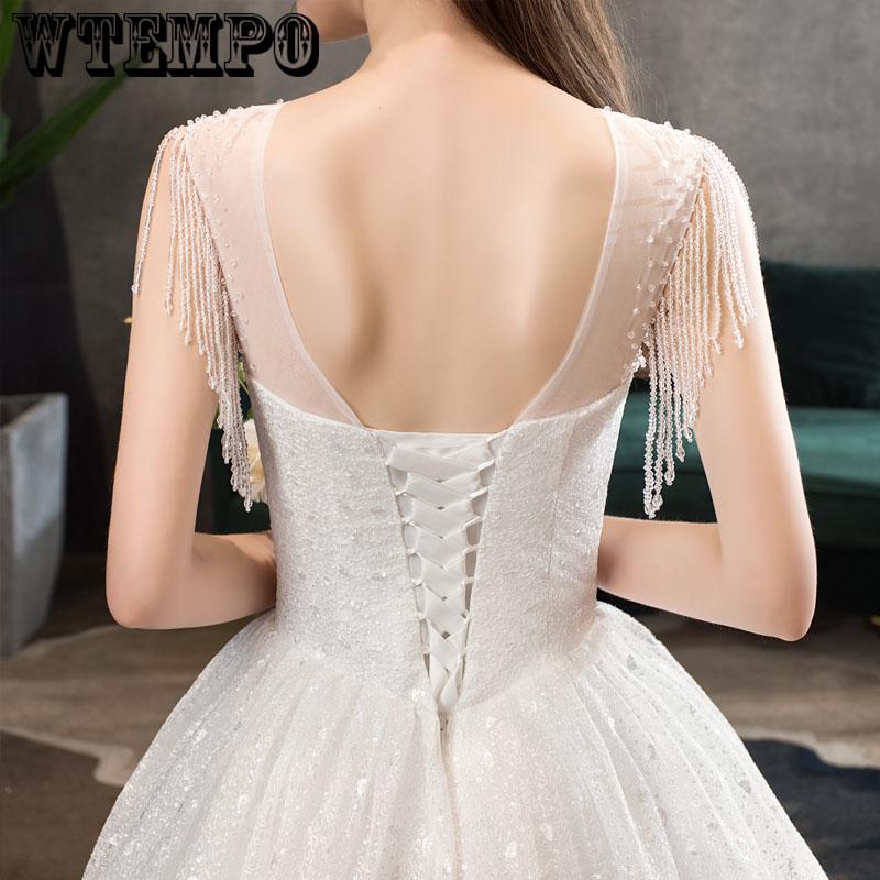 Long Train Vintage Lace Up v-neck Princess Wedding Dresses White Bridal Ball Gown Robe de Mariee