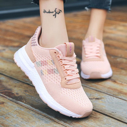 Spring and Summer Men and Women Casual Sports Shoes Lightweight Flat Mesh Breathable Couple Running Shoes Unisex