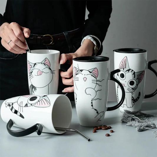 Creative Cute Cartoon Ceramic Cup Milk Coffee Mug Personality Couple Large Capacity Drinking Cups with A Spoon.