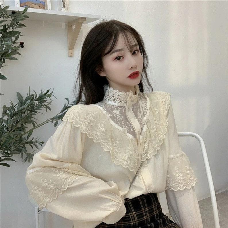 French Retro Lace Shirt Spring Western Style Design Niche Long-sleeved Half Turtleneck Top
