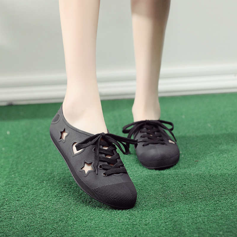 Beach Shoes Women Summer Fashion Flat Bottom Lace-up Breathable Running Sports and Leisure Waterproof Non-slip Hole Shoes
