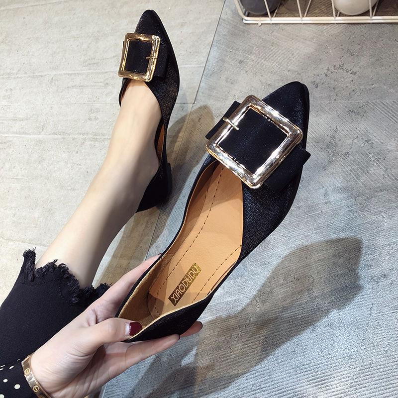 OL Style Velvet Pointed-toe Shoes Women Metal Round Decoration Flats Shoes Soft Low Heels for Ladies