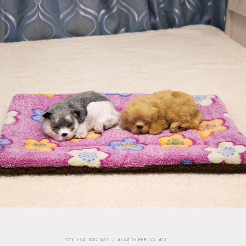 Pet Cushion Autumn and Winter Cat Thick Blanket Dog's Nest Mat Carcass Sleeping Cotton Quilt Warm Sleep Pad
