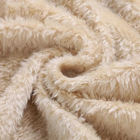 Velvet Warm Jacket Men's Fleece Thickening Casual Handsome Jacket Jacket Men's Long-sleeved Button Design Warm Cotton Clothing