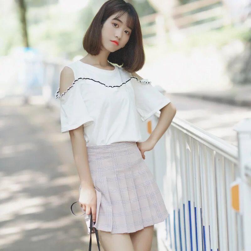 Women's Off-shoulder Tops Short-sleeved T-shirts Women's Loose Casual and Versatile Sweet Wind Round Neck Off-shoulder Tops
