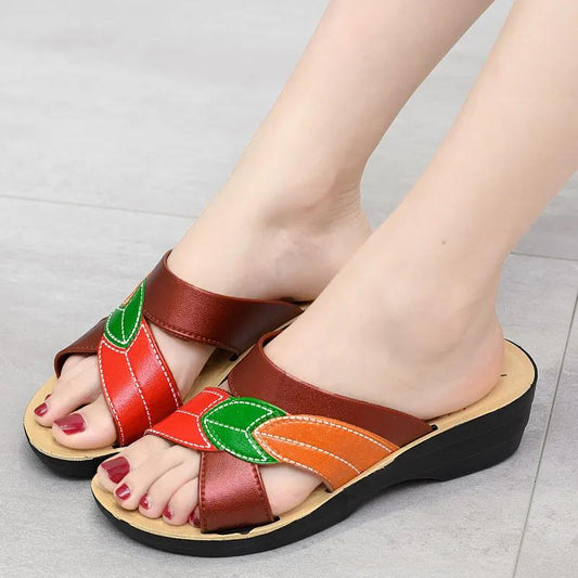 Women's Summer Waterproof Non-slip Slippers Soft Bottom Wear-resistant Breathable Mother Slippers