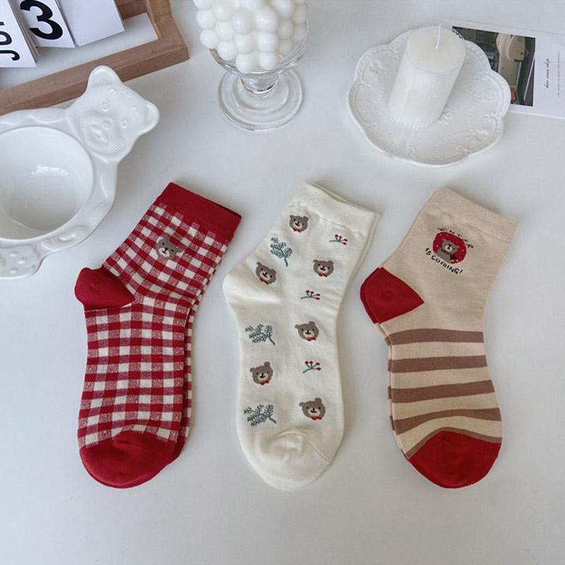 Three Pairs of Women's Socks Fashion Print Cartoon Pattern Socks Winter Thick Warm Pile Pile Socks