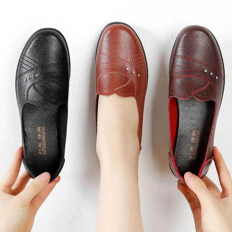 Women's Shoes Spring and Autumn Cream Soft Sail Shoes Female Place In The Elderly Single Shoes