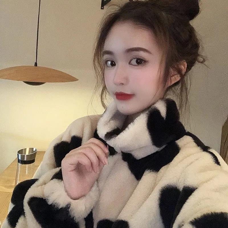 Autumn and Winter Women's Lapel Coat Fleece Fur Coat Thickened Warm Faux Fur Coat Large Size Coat