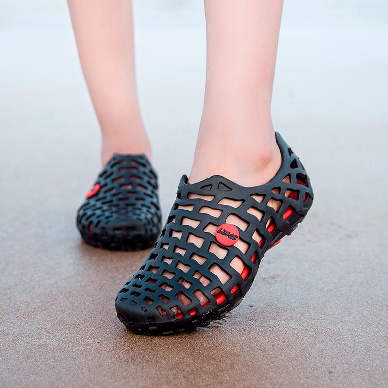 Pair of Shoes Unisex Breathable Mesh Sports Leisure Beach Shoes Sandals Non-slip