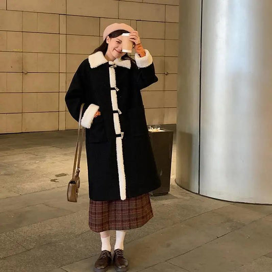 Korean Version of The Small Lamb Woolen Coat Women's Mid-length Horn Button Thick Woolen Coat