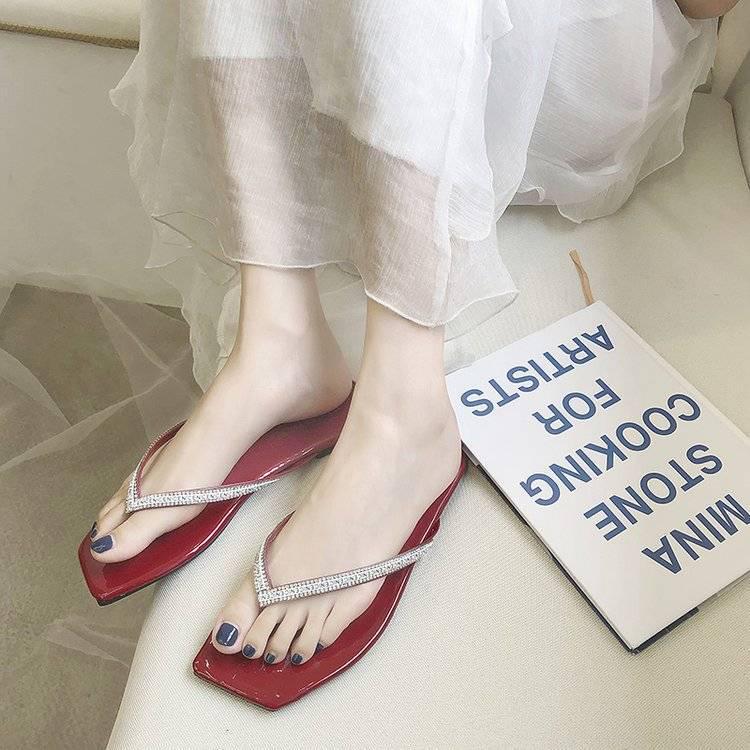 Slippers Women Wear 2020 Summer Wild Net Red Ins Tide Fashion Non-slip Flat Bottom Flip Flops Sandals and Slippers