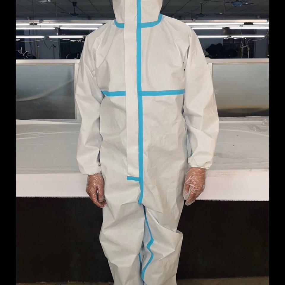 Unisex Disposable Protective Clothing One-piece Hooded Isolation Suit Excellent Sealing Performance