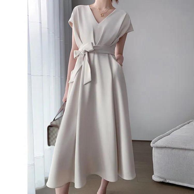 Super Fairy Sweet V-neck Dress White Waist Was Thin and Gentle Style Ladies Temperament Long Dress Female Summer