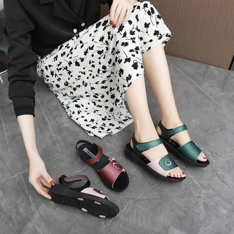 Women's Summer Waterproof Non-slip Sandals Mother Sandals Soft Bottom Wear-resistant Breathable