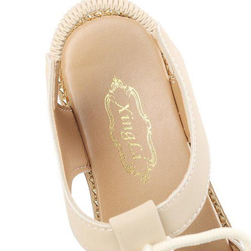 Sandals Female Summer Slope with Roman Rhinestone Flat Bottom All-match Beach Student Shoes Ladies Shoes Soft Leather Open Toe Sandals
