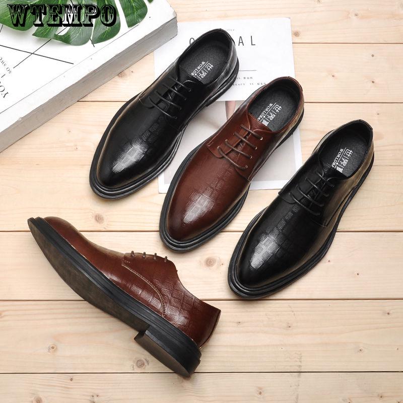 Men's Fashion Pointed Toe Patent Leather Shoes Slip on Formal Dress Business Shoes