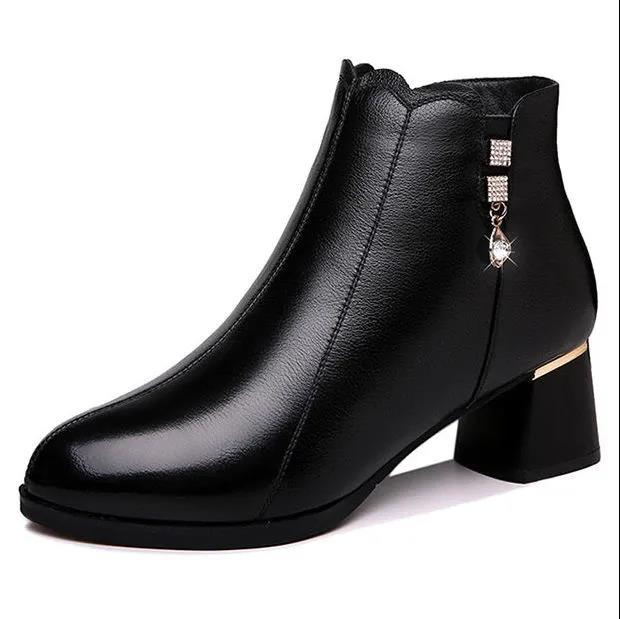 Fleece Short Boots Women's Winter Fashion All-match Thick-heeled Round Toe Boots Short Tube Rhinestone Cotton Shoes