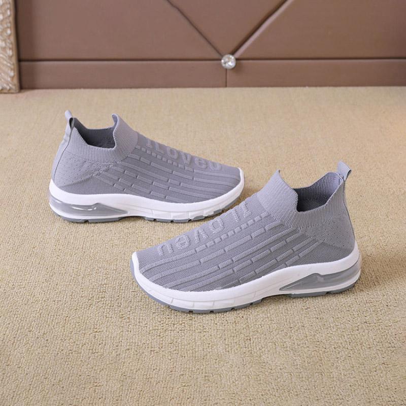 Spring Summer Women Sneakers Breathable Mesh Light Flat Loafers Casual Shoes Women Outdoor Walking Shoes Plus Size