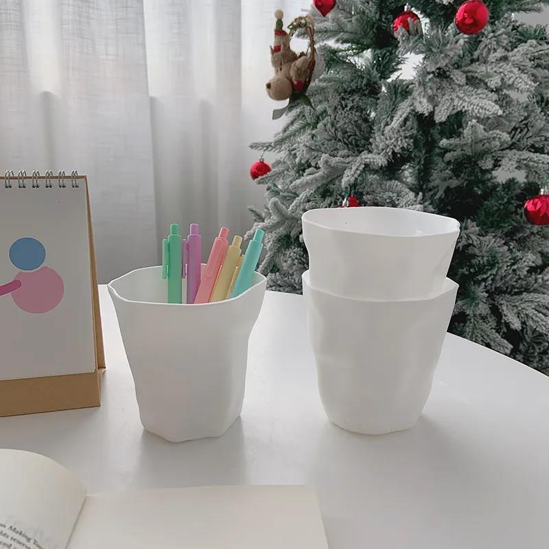 Simple White Folds Office Desktop Student Storage Tube Mini Pen Holder