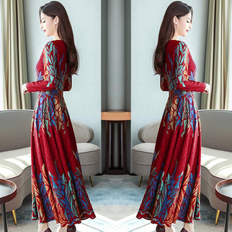 Women's Printed Long Retro Dress V-neck Waist Was Thin Over The Knee Long Skirt