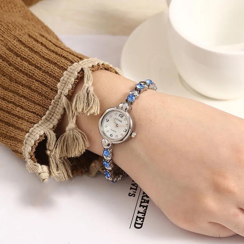 Women's Korean Luxury Rhinestones Quartz Watches Small Simple Bracelet Watches Crystal Diamond All-match Watch Bracelet