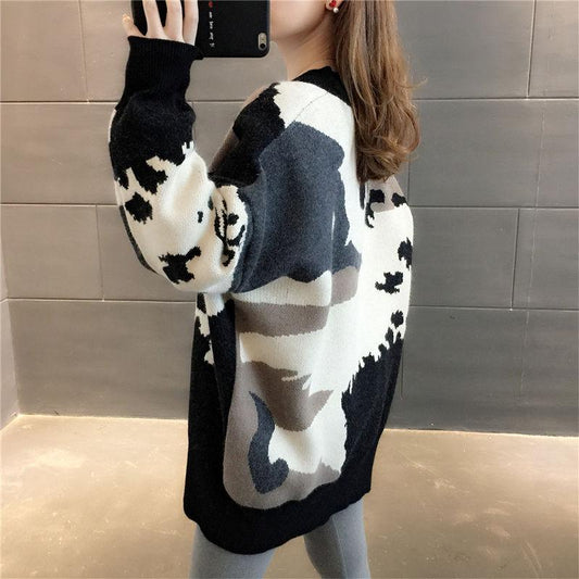 Autumn and Winter Thick Wool Sweater Women's Color Matching Button Cardigan Loose Long-sleeved Coat