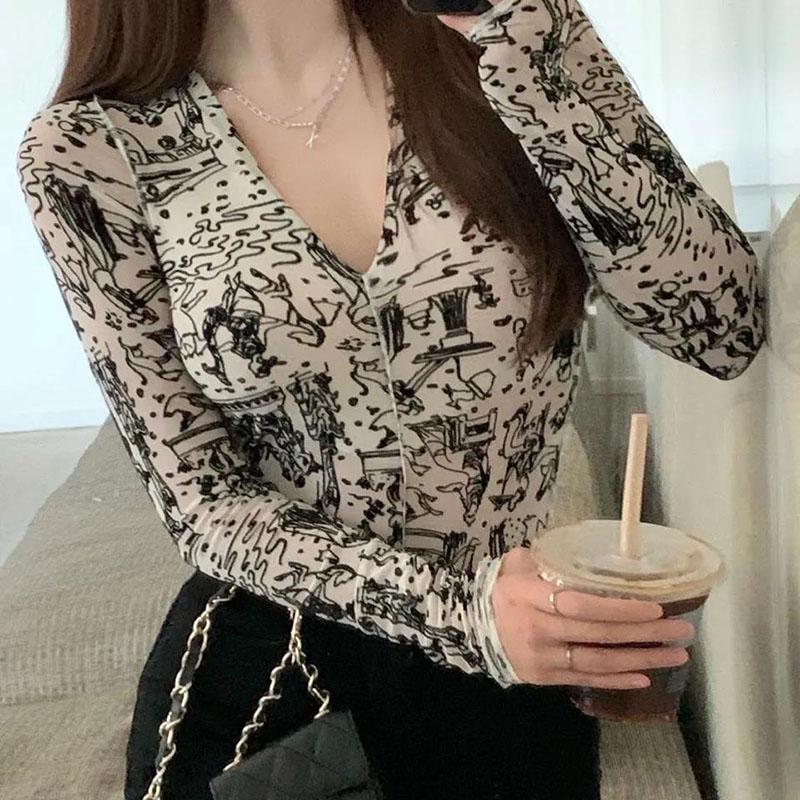 Women's Spring and Autumn Long-sleeved Shirt V-neck Slim Bottoming Top