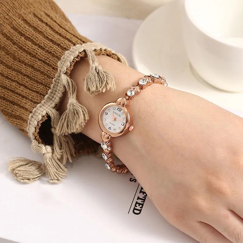 Women's Korean Luxury Rhinestones Quartz Watches Small Simple Bracelet Watches Crystal Diamond All-match Watch Bracelet
