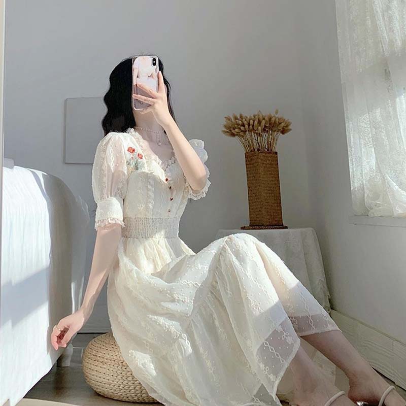 Lace Embroidery Skirt Slim and Gentle Temperament French Retro Niche Fairy Lace Dress