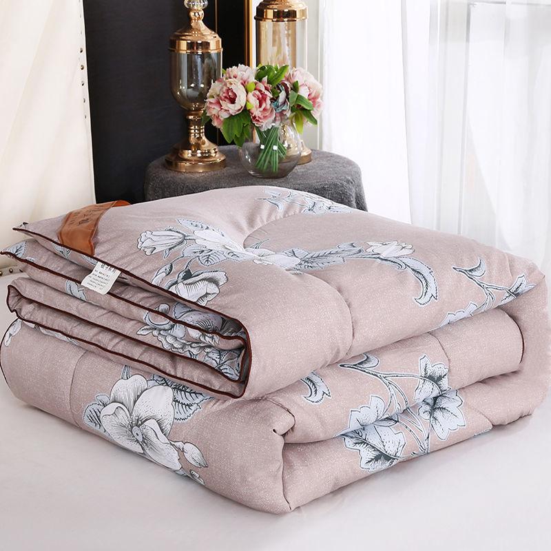Skin-friendly Mulberry Silk Quilt Single and Double Summer Air-conditioning Quilt Spring and Autumn Quilt Warm Winter Quilt