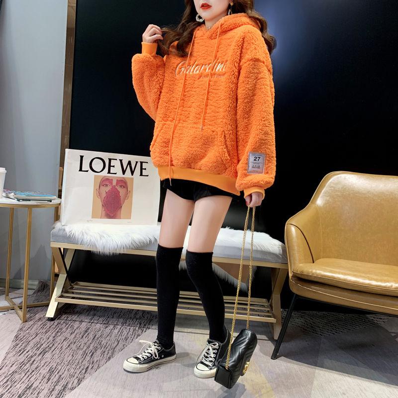 Autumn and Winter 2021 Plus Velvet Thick Loose Hooded Pullover Faux Lamb Wool Sweater Women Mid-length Top
