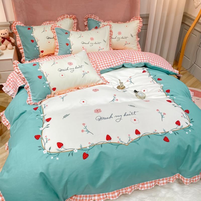 Four-piece Thick Brushed Bed Skirt Student Princess Style Sheet Duvet Cover Bedding