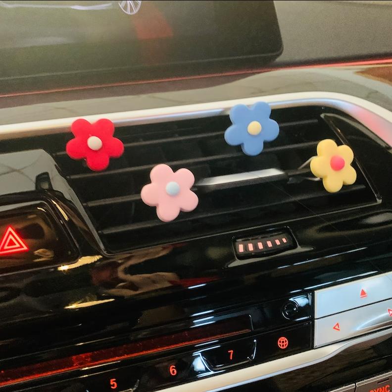 8Pcs Car Air Freshener Vent Clips, Kawaii Flower Car Decor, Cute Car Accessories for Women, Daisy Flower for Car