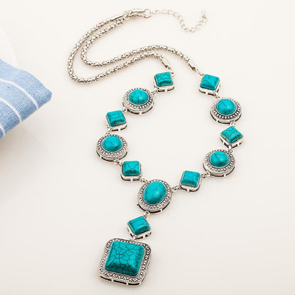 Jewelry Turquoise Necklace Retro Diamond Round Geometric Shape Alloy Necklace