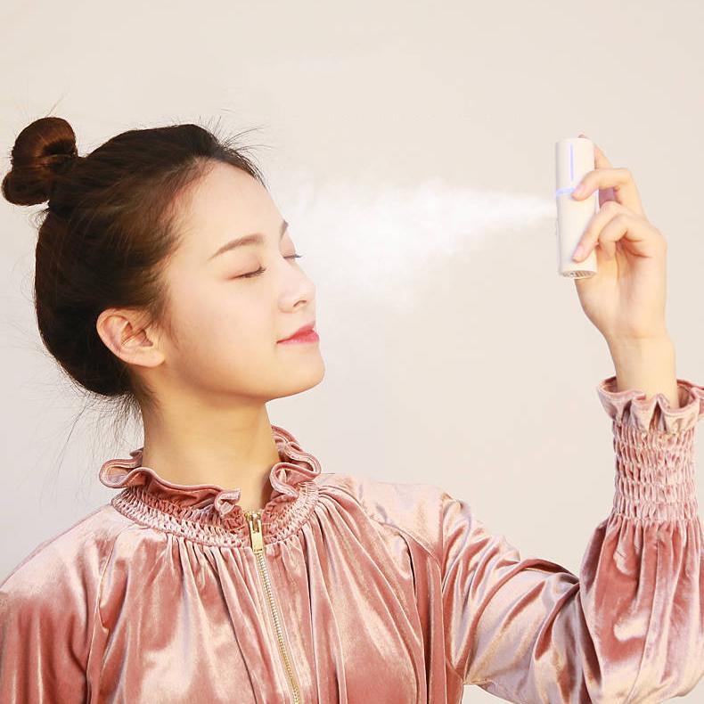 Moisturizing Skin USB Charging Nano Spray Hydrating Instrument Portable Moisturizing Device Lady