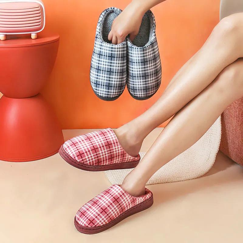 Winter Slippers Cotton Shoes for Women Plus Size Mens Slides Thick Warm Slipper