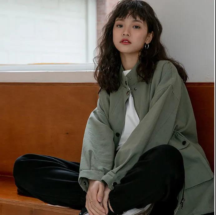 Spring and Autumn New Tooling Jacket Female Student Korean Version Loose Hong Kong Style Retro Solid Color Long-sleeved All-match Jacket Top