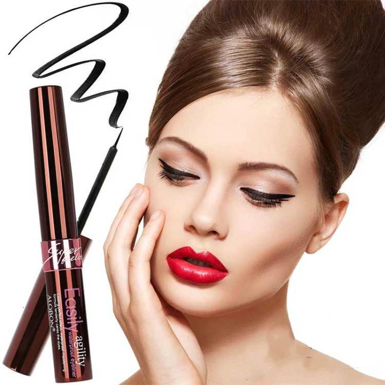 Waterproof Silky Eyeliner Liquid Eyeliner Soft Tip Pen Black Beginner Big Eyes Set Makeup Lasting